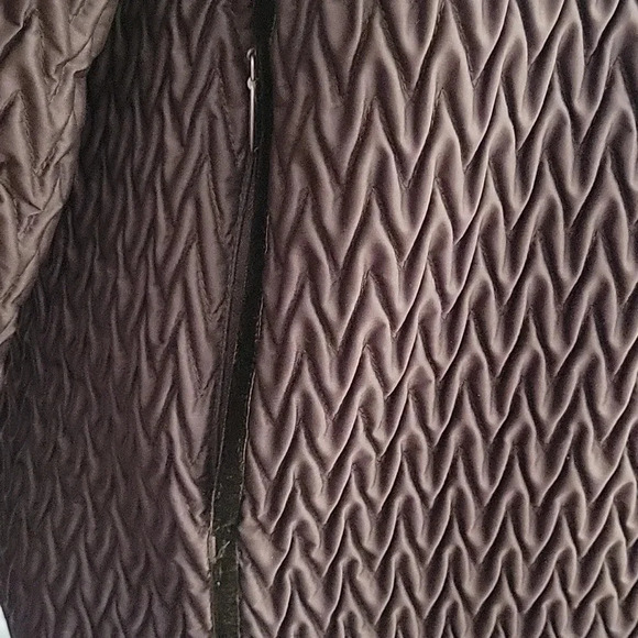 Neyelle Jacket - Picture 3 of 4